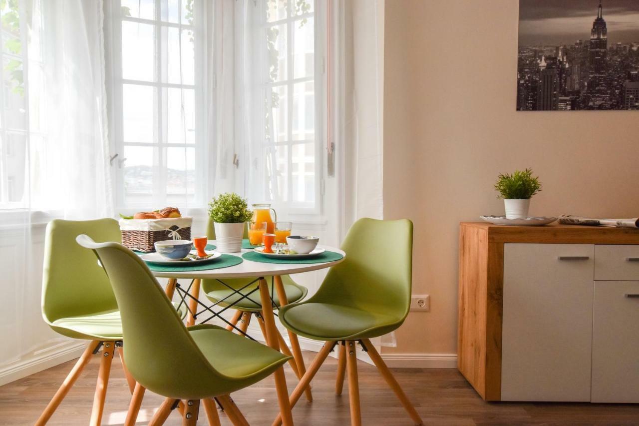 Christine Apartment Close To The Buda Castle Budapest Luaran gambar